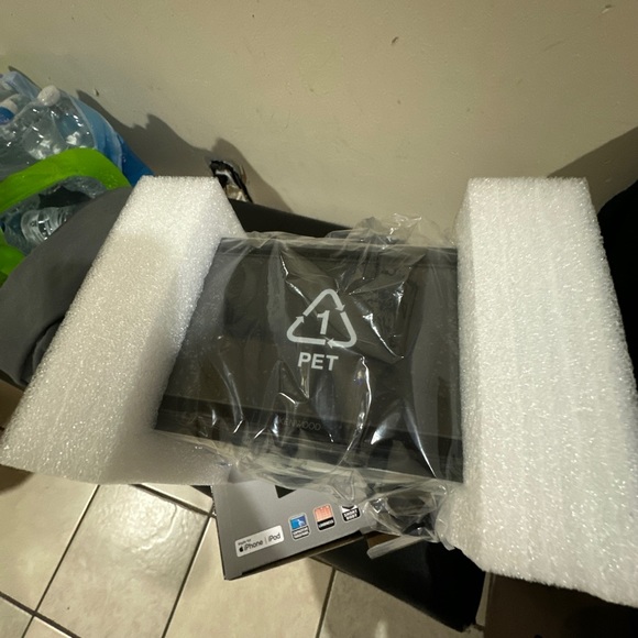 KENWOOD Monitor with Receiver
DMX125BT Bluetooth® - Picture 3 of 5